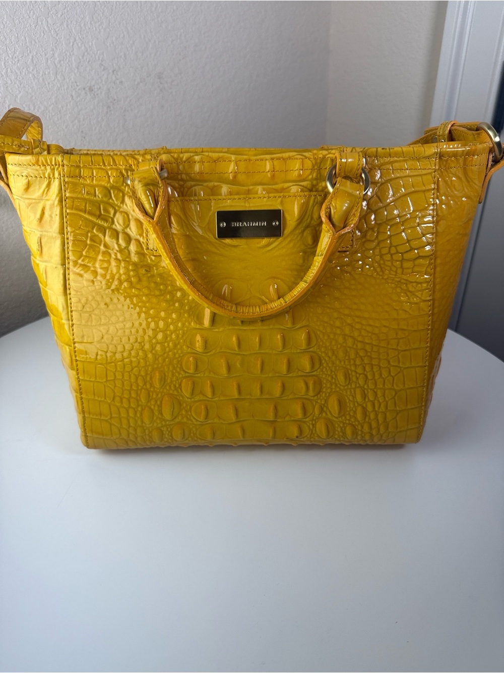 Brahmin Medium Asher Tote in Yellow Melbourne Croc Embossed Leather - Picture 2 of 12
